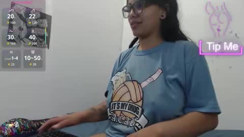 Snapshot of xterra_ chatting on February 2026 04:52:02 AM Terra online show from February 2026 04:52:02 AM