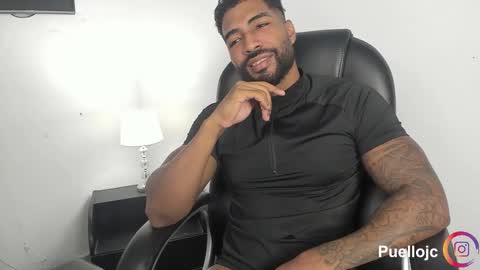 Snapshot of xtipp3r chatting on March 2026 02:00:01 PM Stipp3r online show from March 2026 02:00:01 PM