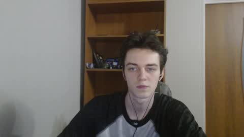 traqqq online show from October 2025 07:47:01 PM