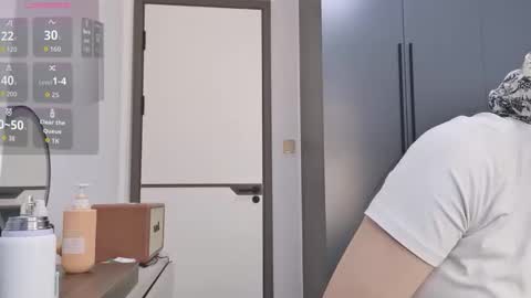 xuyihan online show from March 2026 07:46:02 AM