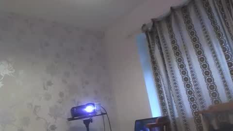 Snapshot of xvoyeur2011x chatting on March 2026 07:14:02 AM xvoyeur2011x online show from March 2026 07:14:02 AM