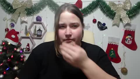 Snapshot of xx_daniella_xx chatting on December 2024 01:34:02 PM xx daniella xx online show from December 2024 01:34:02 PM