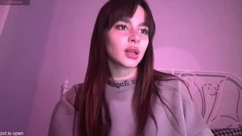 Lily online show from December 2025 07:53:02 PM