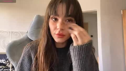 Snapshot of xx_lily chatting on April 2026 11:13:01 AM Lily online show from April 2026 11:13:01 AM