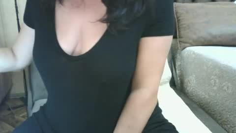 Snapshot of xxalexis chatting on July 2026 07:27:01 PM HotMomAlex online show from July 2026 07:27:01 PM