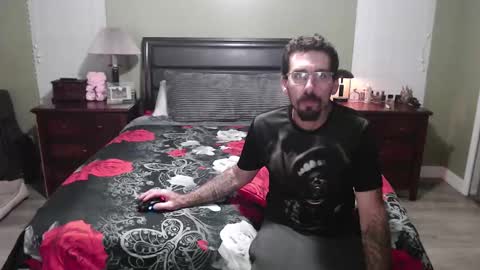 Snapshot of xxbradxx604 chatting on October 2025 03:13:02 AM xxbradxx604 online show from October 2025 03:13:02 AM