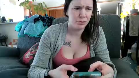 Snapshot of xxdana chatting on February 2025 05:21:01 PM Deezy online show from February 2025 05:21:01 PM
