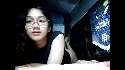 Snapshot of xxgoddessofsatisfactionxx chatting on February 2025 08:45:02 PM Sophie online show from February 2025 08:45:02 PM