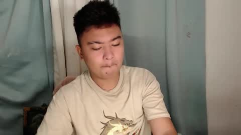 Snapshot of xxhotloyd_cummerx chatting on December 2024 02:35:02 PM Loyd online show from December 2024 02:35:02 PM