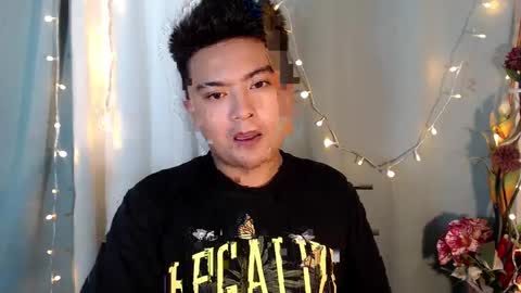 Snapshot of xxhotloyd_cummerx chatting on January 2025 08:20:02 AM Loyd online show from January 2025 08:20:02 AM