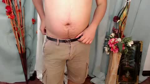 Snapshot of xxhotloyd_cummerx chatting on February 2025 06:35:01 PM Loyd online show from February 2025 06:35:01 PM