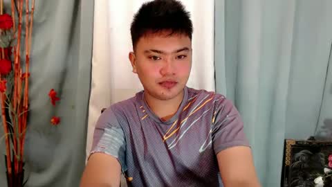 Snapshot of xxhotloyd_cummerx chatting on March 2025 12:39:02 AM Loyd online show from March 2025 12:39:02 AM