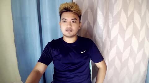 Snapshot of xxhotloyd_cummerx chatting on November 2025 08:22:02 PM Loyd online show from November 2025 08:22:02 PM