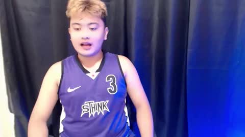 Snapshot of xxhotloyd_cummerx chatting on November 2025 12:51:01 PM Loyd online show from November 2025 12:51:01 PM