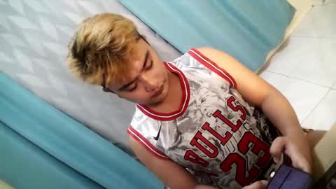 Snapshot of xxhotloyd_cummerx chatting on November 2025 08:35:01 AM Loyd online show from November 2025 08:35:01 AM