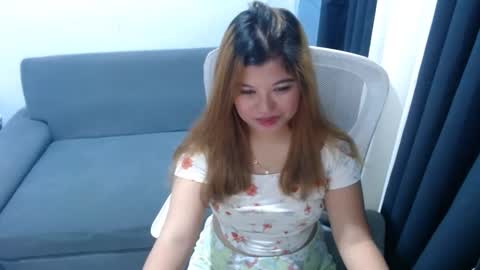 Snapshot of xxhotpinayxx610495 chatting on January 2025 08:13:02 AM Sheyn Coleen online show from January 2025 08:13:02 AM