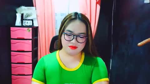 Snapshot of xxirene chatting on February 2026 06:31:01 AM xxirene online show from February 2026 06:31:01 AM