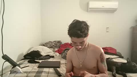 Snapshot of xxjasoneecxx chatting on February 2025 06:10:02 AM XxJasoneecxX online show from February 2025 06:10:02 AM