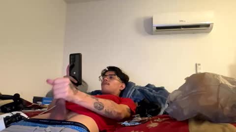 XxJasoneecxX online show from January 2026 12:21:02 PM