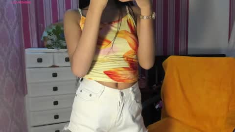 Snapshot of xxkayjeanxx chatting on April 2026 07:36:02 AM Aya online show from April 2026 07:36:02 AM
