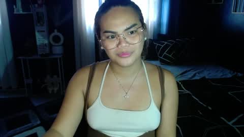 Kylie Smith online show from May 2026 01:11:01 AM