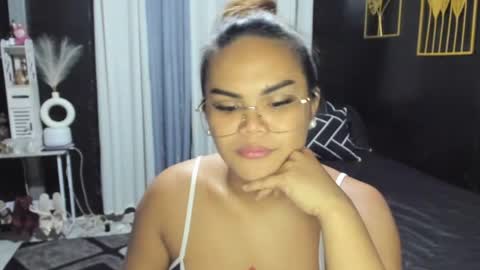 Snapshot of xxkylie_smithxx chatting on June 2026 12:22:01 PM Kylie Smith online show from June 2026 12:22:01 PM
