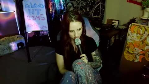 Snapshot of xxlilithmoonxx chatting on February 2026 06:26:01 AM Lilith online show from February 2026 06:26:01 AM