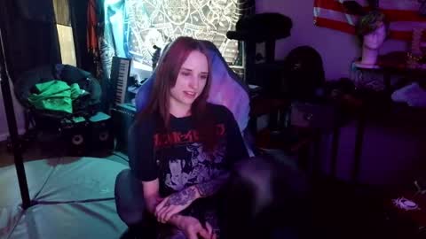 Snapshot of xxlilithmoonxx chatting on May 2026 12:19:02 AM Lilith online show from May 2026 12:19:02 AM