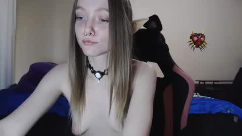 Snapshot of xxloveanastasia chatting on March 2025 07:32:01 PM LoveAnastasia online show from March 2025 07:32:01 PM