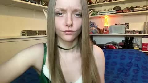 Snapshot of xxloveanastasia chatting on November 2025 06:40:02 PM LoveAnastasia online show from November 2025 06:40:02 PM