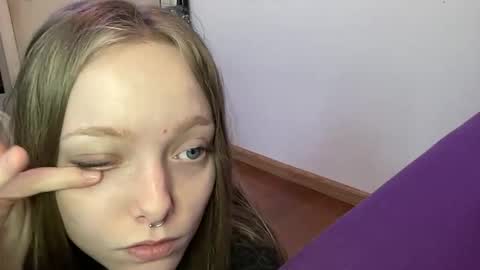 Snapshot of xxloveanastasia chatting on December 2025 05:39:02 PM LoveAnastasia online show from December 2025 05:39:02 PM