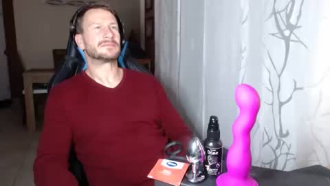 Snapshot of xxmettexx chatting on November 2025 10:47:02 PM xxmettexx online show from November 2025 10:47:02 PM