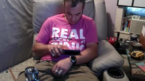 Snapshot of xxscubastevexxx chatting on October 2025 02:47:02 PM xxScubaStevexx online show from October 2025 02:47:02 PM