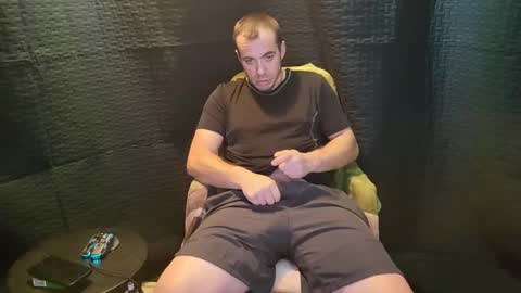 Snapshot of xxscubastevexxx chatting on December 2025 04:07:02 AM xxScubaStevexx online show from December 2025 04:07:02 AM