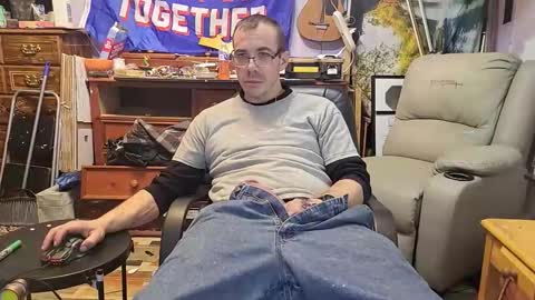 Snapshot of xxscubastevexxx chatting on February 2026 10:08:01 PM xxScubaStevexx online show from February 2026 10:08:01 PM