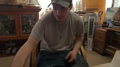 Snapshot of xxscubastevexxx chatting on April 2026 06:16:02 PM xxScubaStevexx online show from April 2026 06:16:02 PM