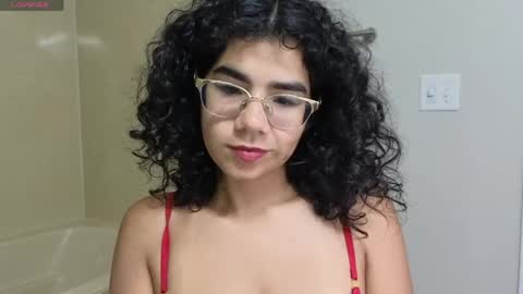 xxsexymami online show from June 2026 03:11:01 AM