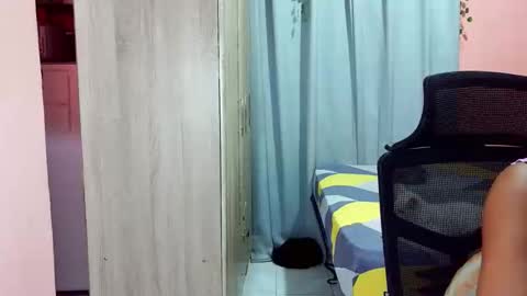 xxstunningmichxx online show from May 2026 05:35:01 AM