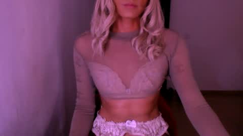 Chiara online show from May 2026 11:00:01 PM