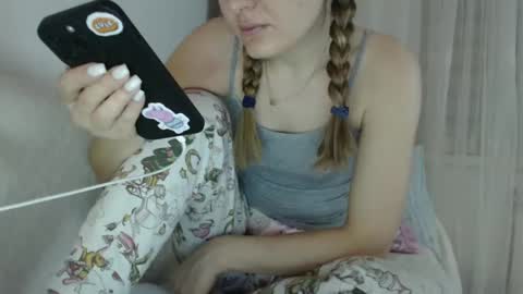 Snapshot of xxxariell_sky_1 chatting on January 2025 04:39:02 AM See you on October going to miss you guys incredibly. Subscribe to my Onlyfans Channel to follow the news online show from January 2025 04:39:02 AM