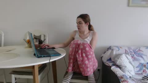 Snapshot of xxxariell_sky_1 chatting on January 2025 10:20:02 AM See you on October going to miss you guys incredibly. Subscribe to my Onlyfans Channel to follow the news online show from January 2025 10:20:02 AM
