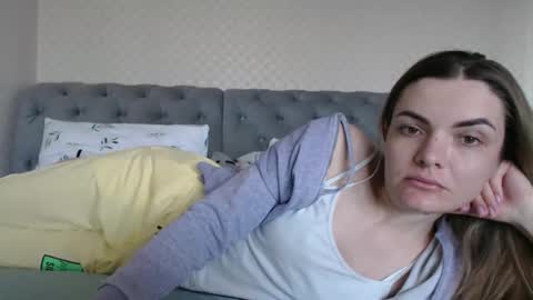 Snapshot of xxxariell_sky_1 chatting on February 2025 12:43:02 PM See you on October going to miss you guys incredibly. Subscribe to my Onlyfans Channel to follow the news online show from February 2025 12:43:02 PM