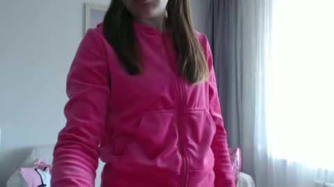 Snapshot of xxxariell_sky_1 chatting on February 2025 10:15:02 AM See you on October going to miss you guys incredibly. Subscribe to my Onlyfans Channel to follow the news online show from February 2025 10:15:02 AM