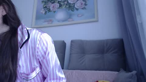 Snapshot of xxxariell_sky_1 chatting on September 2025 09:30:01 AM See you on October going to miss you guys incredibly. Subscribe to my Onlyfans Channel to follow the news online show from September 2025 09:30:01 AM