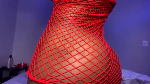 xxxcremee online show from February 2026 02:45:01 AM