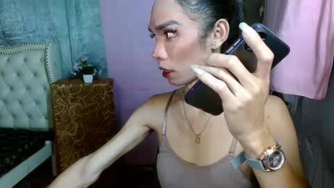 Snapshot of xxxfuckgirlyumsxxx chatting on December 2024 09:35:01 AM Your Princess Yums online show from December 2024 09:35:01 AM