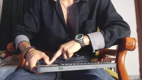 Snapshot of xxxhome_alonexxx chatting on December 2024 02:53:01 PM Kev online show from December 2024 02:53:01 PM