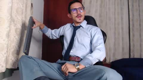 Kev online show from September 2025 07:41:01 PM