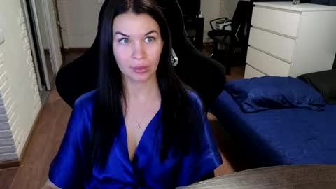 Snapshot of xxxkleoxxx chatting on February 2025 09:40:01 PM Alisa online show from February 2025 09:40:01 PM