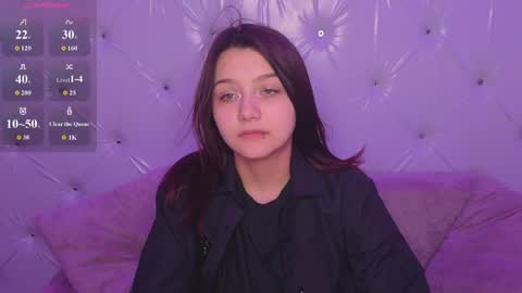 foxy online show from April 2026 04:57:02 PM